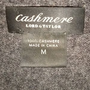 "LORD & TAYLOR" 💯% CASHMERE SWEATER